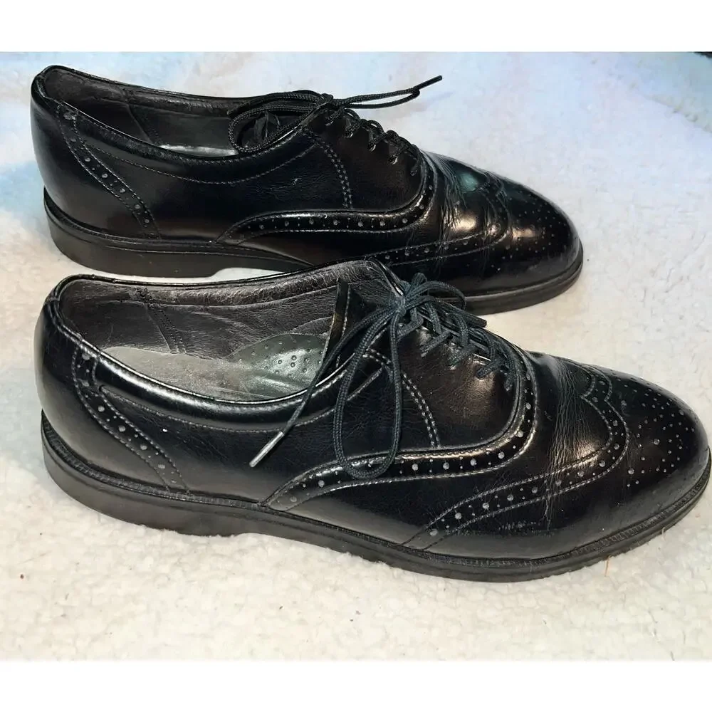 Vintage Red Wing Black Leather Wingtip Brogues Shoe - Size 8.5